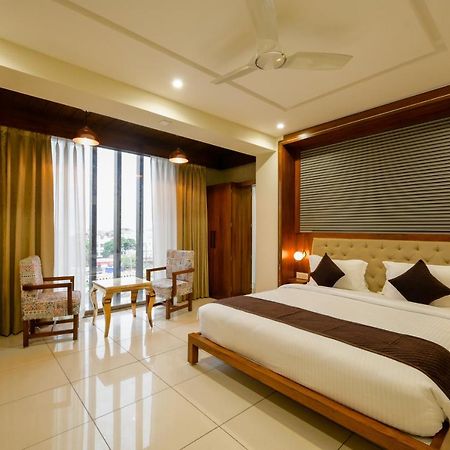 Hotel The Shivalik Bhubaneswar Exterior foto