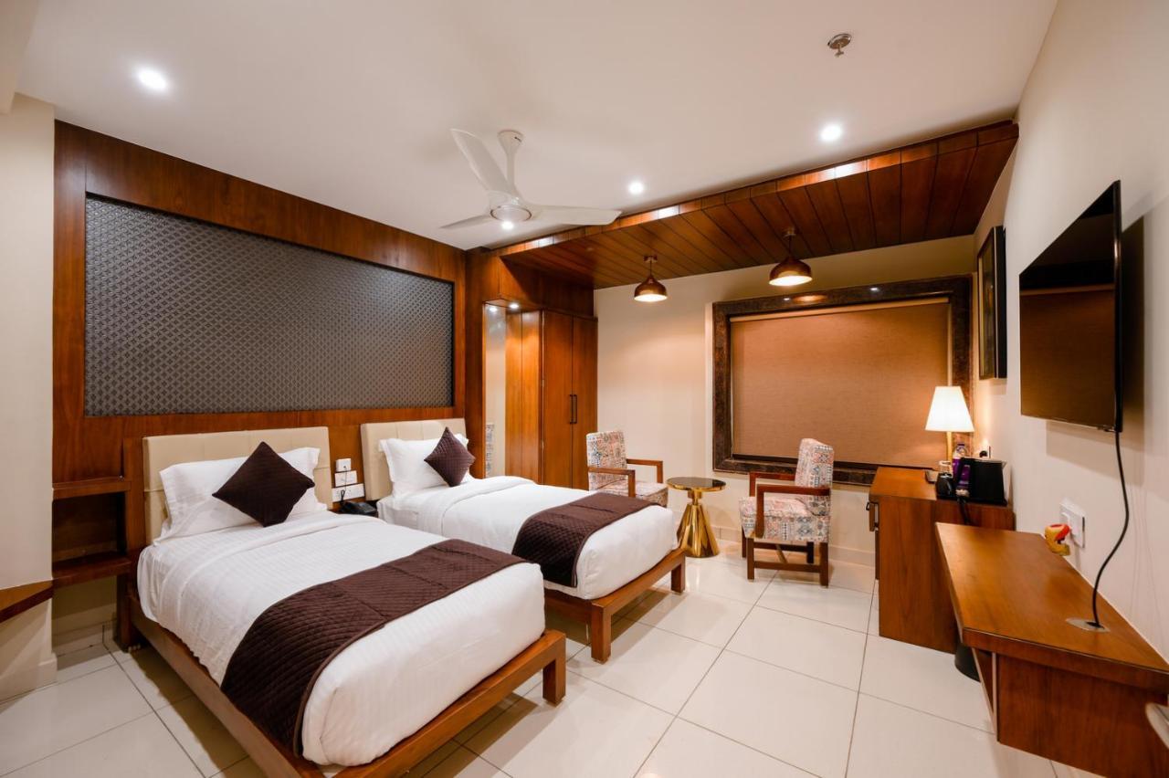 Hotel The Shivalik Bhubaneswar Exterior foto